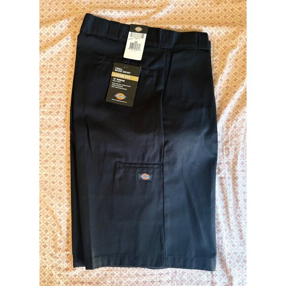 Dickies Twill Work Shorts Loose Fit 13" Inseam Size 36 (Black)- NEW - Picture 4 of 5